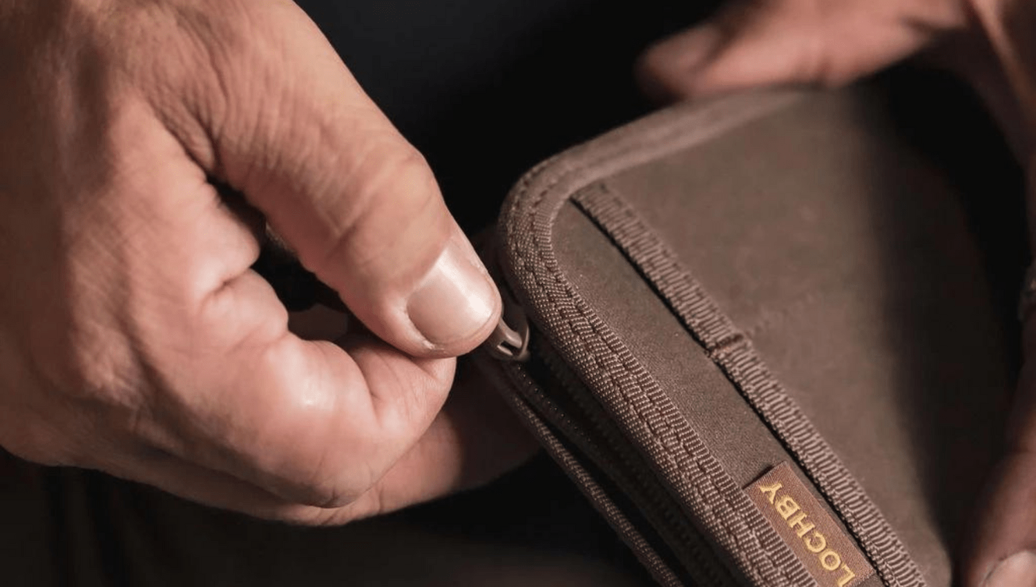 Unlocking the Power of Journaling: 60 Prompts to Transform Your Life - LOCHBY